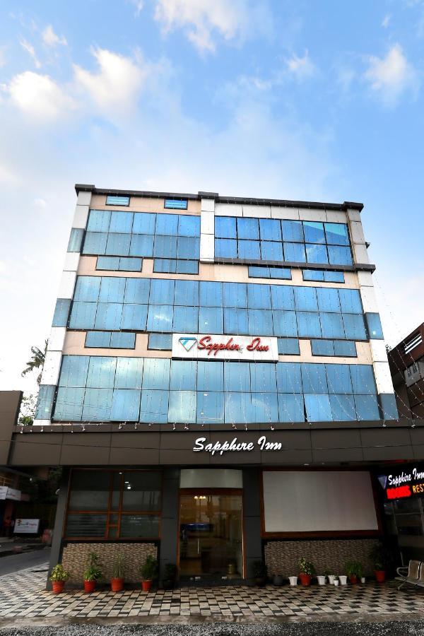 Sapphire Inn Nedumbassery Dış mekan fotoğraf