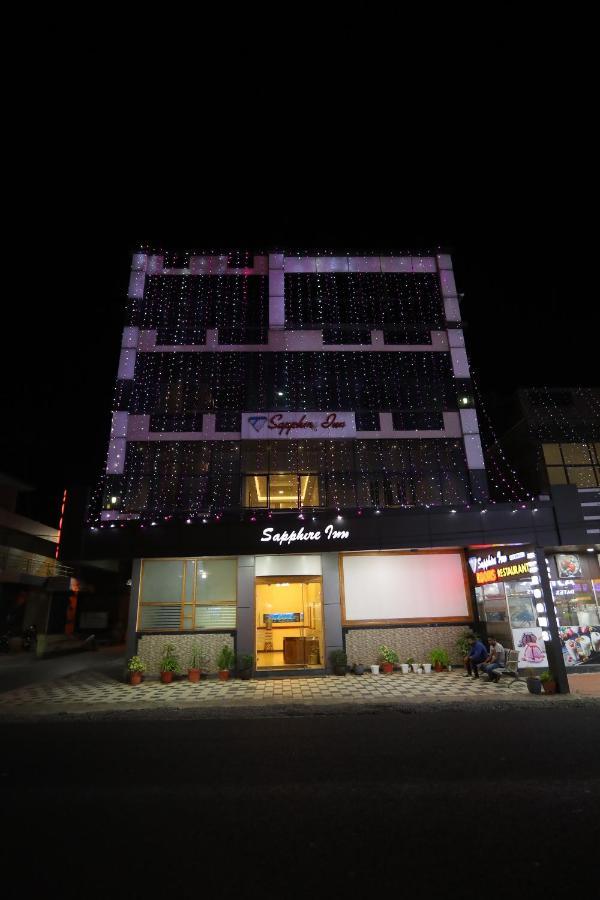 Sapphire Inn Nedumbassery Dış mekan fotoğraf