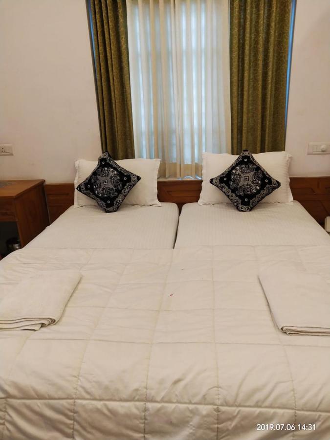 Sapphire Inn Nedumbassery Dış mekan fotoğraf