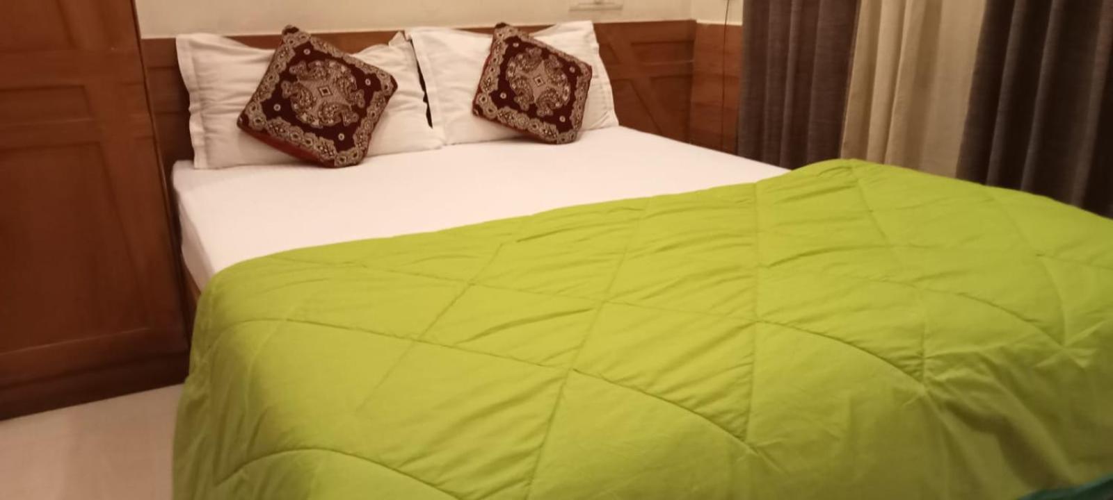 Sapphire Inn Nedumbassery Dış mekan fotoğraf